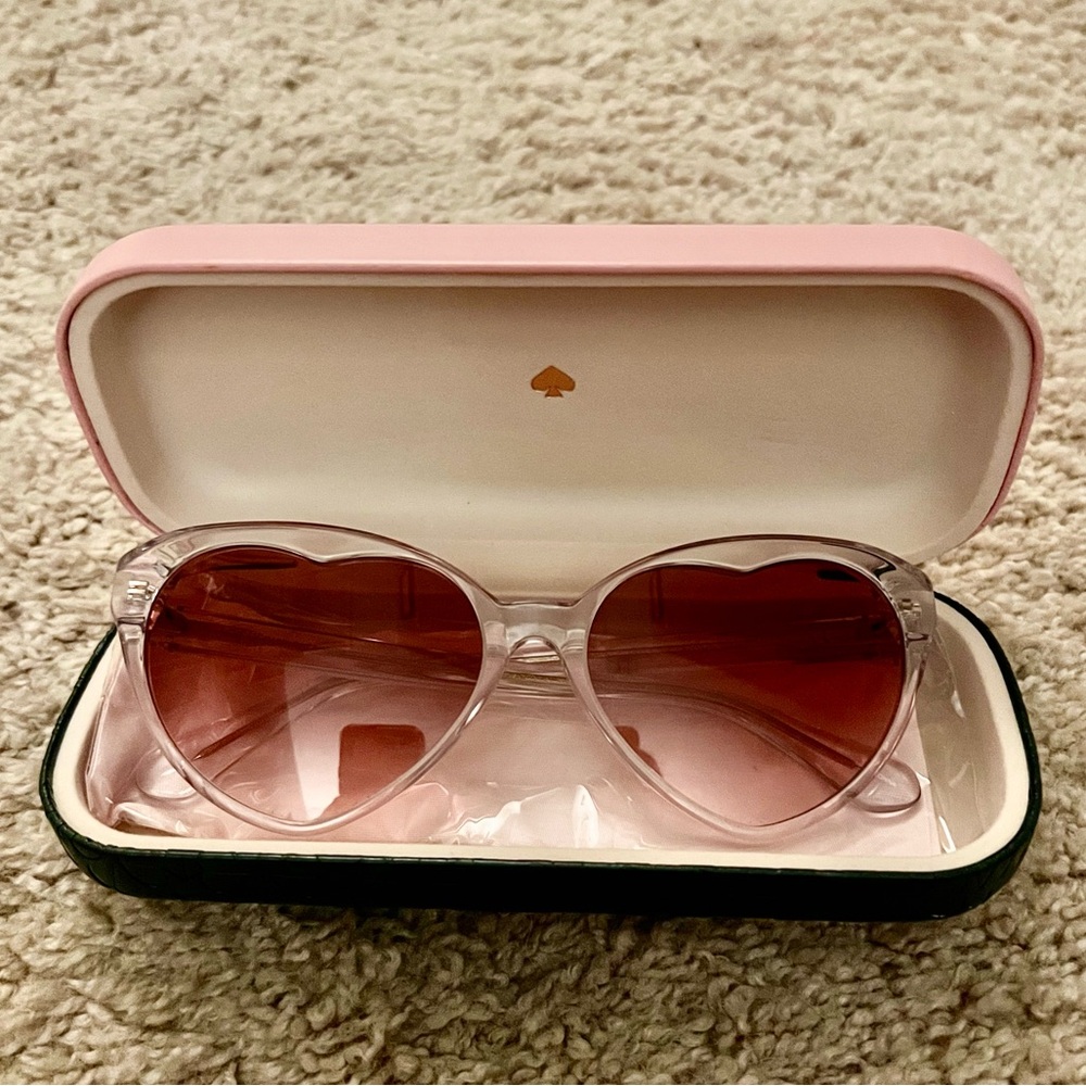 RARE Kate Spade Sweetheart sunglasses 💕